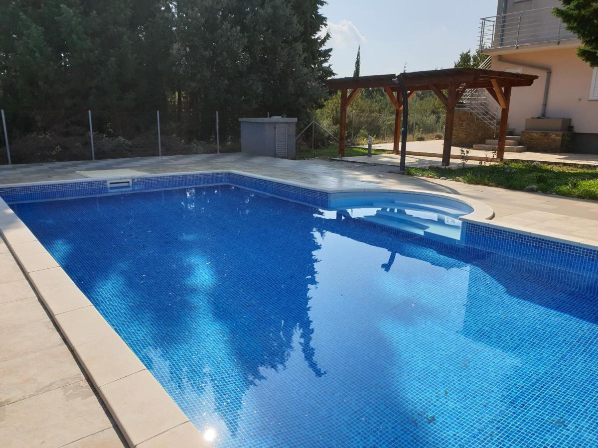 Olive Apartments Ugljan Exterior foto