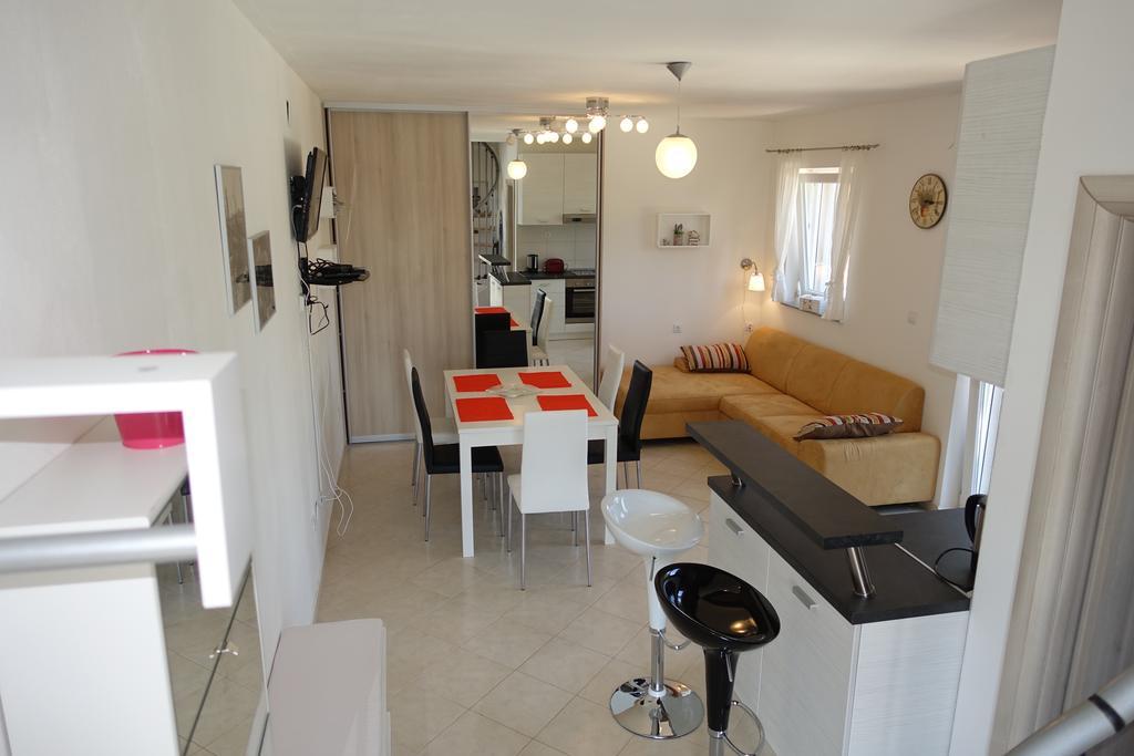 Olive Apartments Ugljan Exterior foto