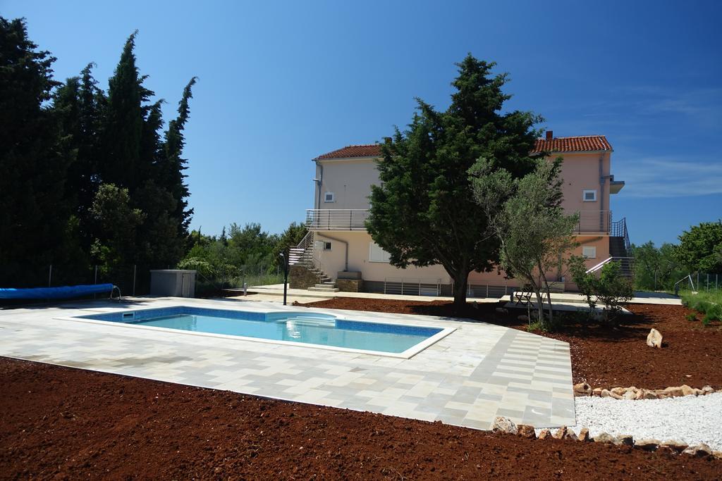 Olive Apartments Ugljan Exterior foto